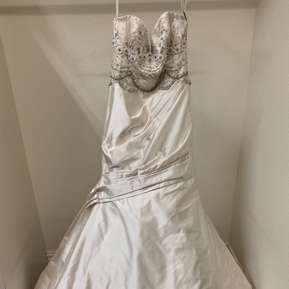 Rivini wedding dress size 6 NWT - Picture 1 of 7